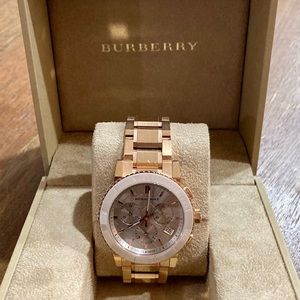 BURBERRY Women’s bu9703 Chronograph Watch